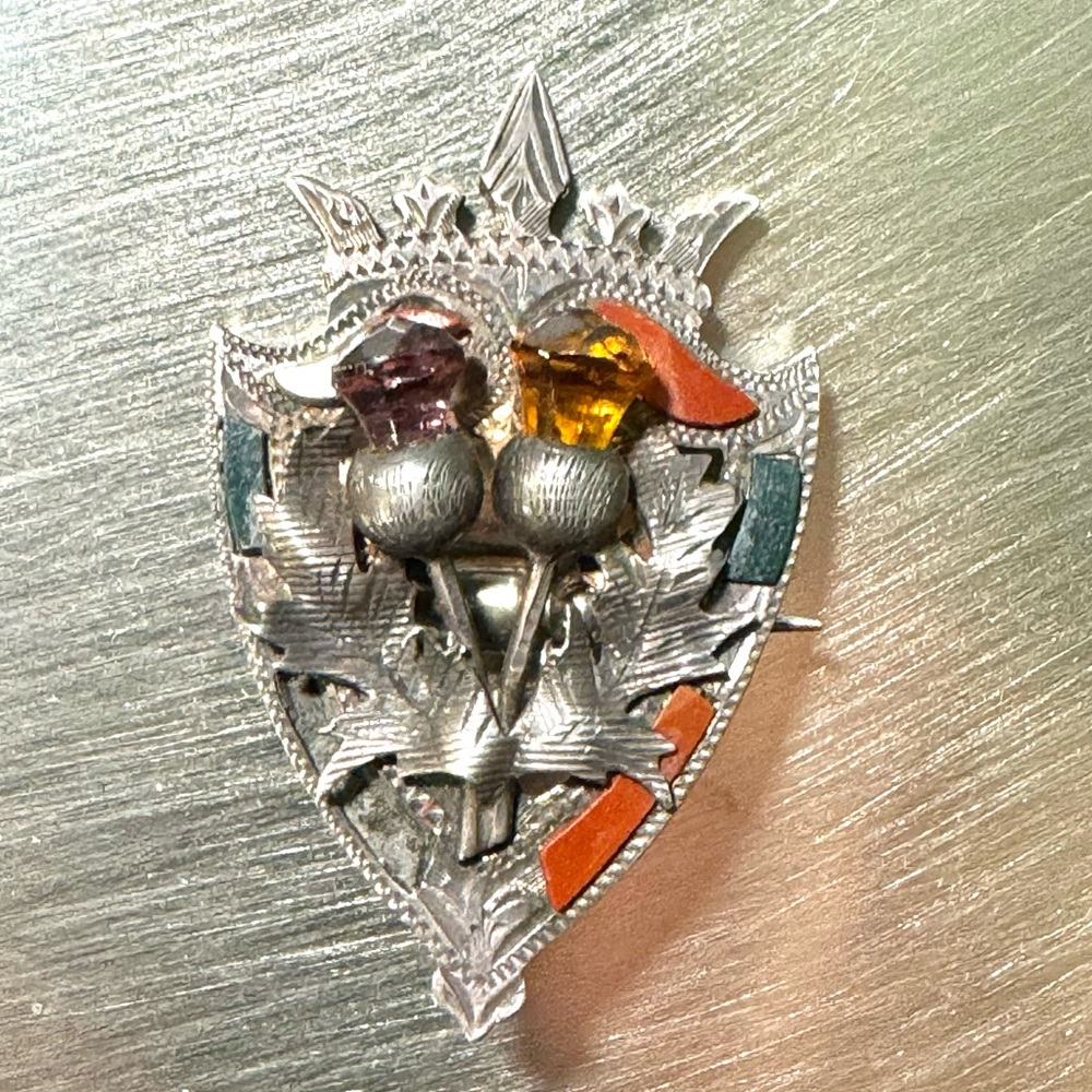 Sterling Scottish Emblem Brooch - Picture 6 of 6